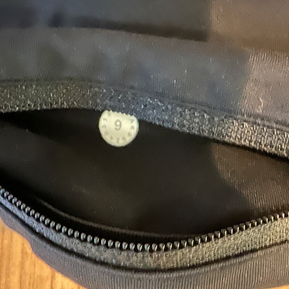 Lululemon Run Times II size 6 - Picture 3 of 3